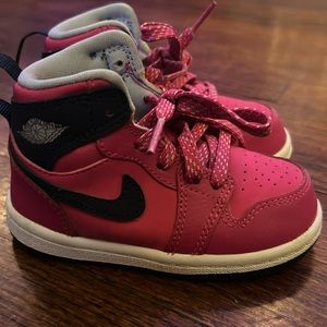 Size 6C Nike Jordans